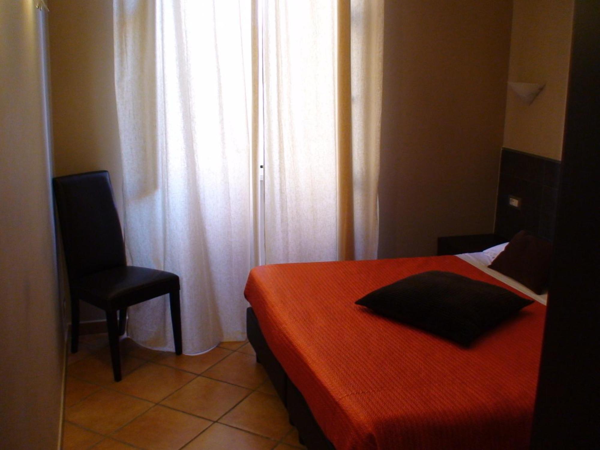 Hotel Cervia, Rome